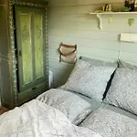 Tatil Evi Log With Sea View At Bro *