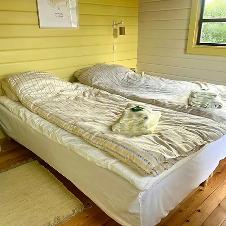 Сasa de vacaciones Log With Sea View At Bro Brenderup