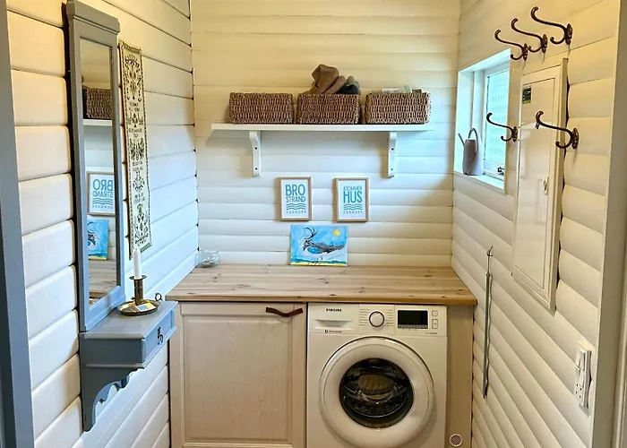 Log With Sea View At Bro Сasa de vacaciones *